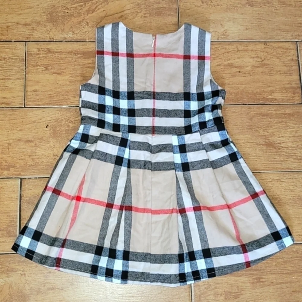 Burberry London Nova Check Pleated Dress Buttons Front Panel And Satin Belt XL